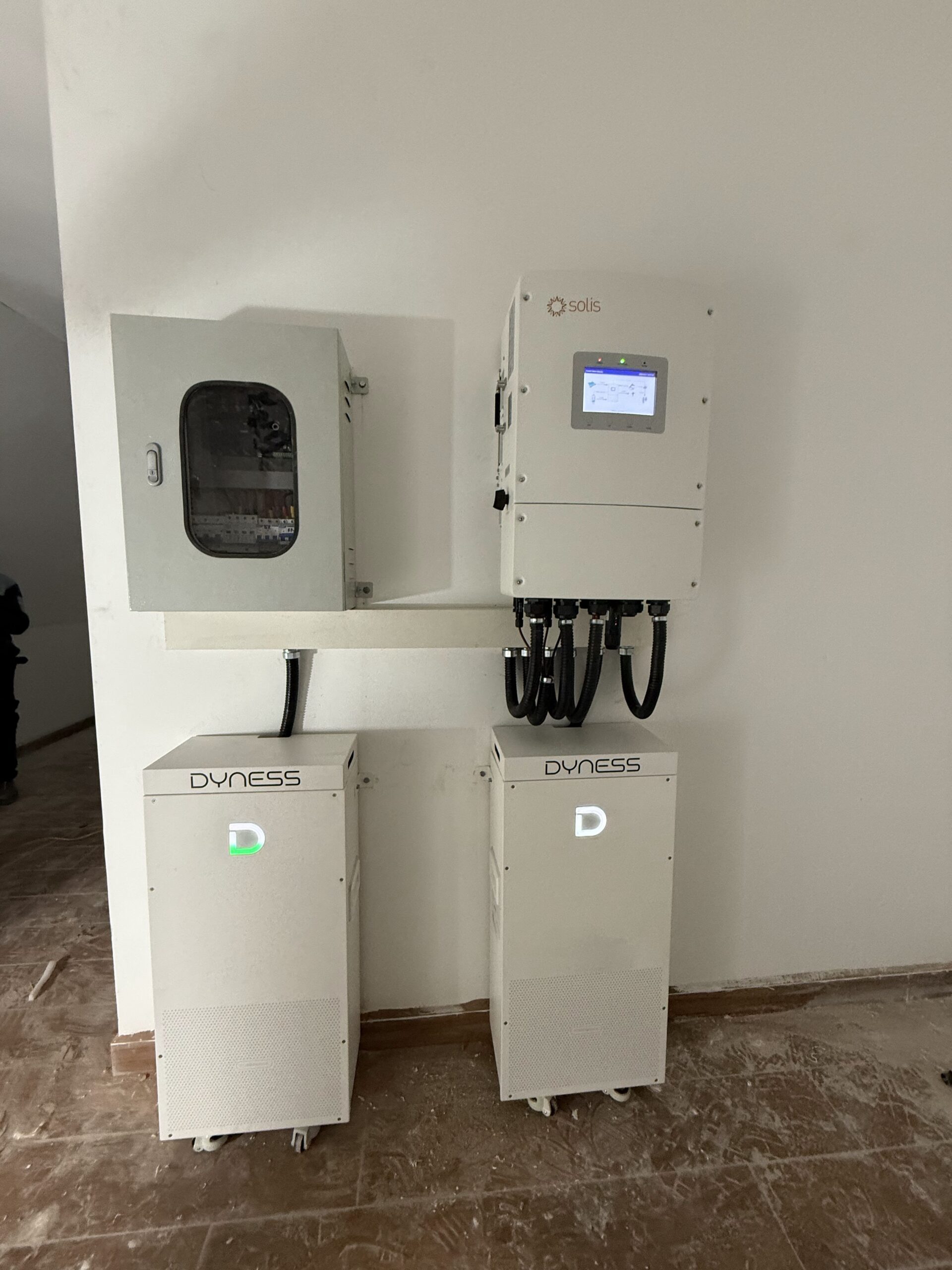 pin lưu trữ dyness 14.03kw