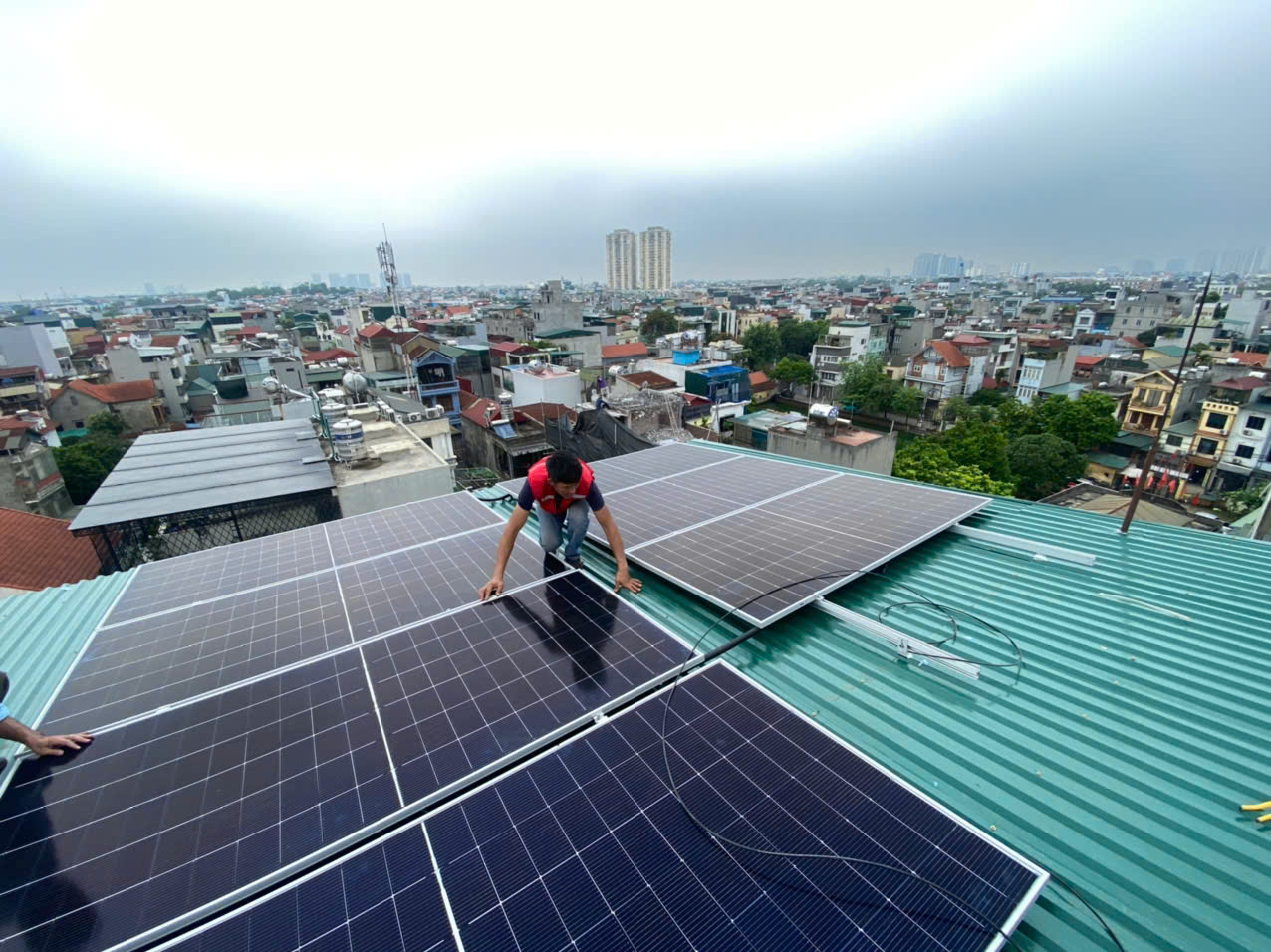 thi công điện mặt trời
